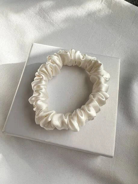 Scrunchie SLIM śmietankowa Jedwab