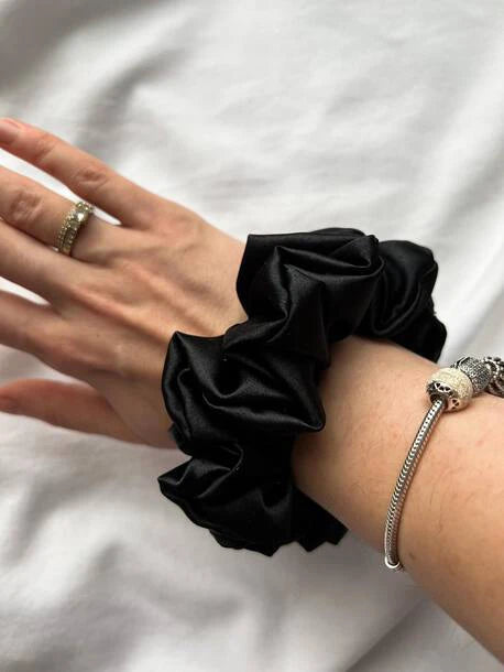 Scrunchie STANDARD czarna Satyna