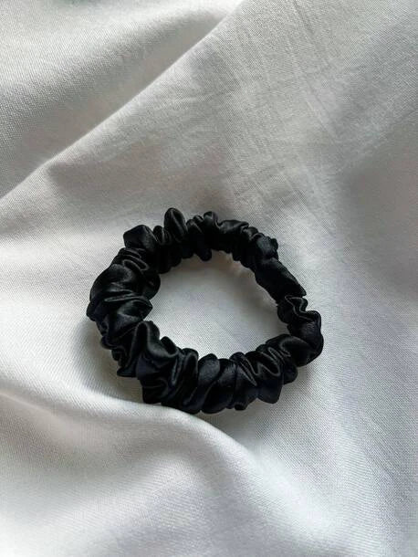 Scrunchie SLIM czarna Satyna