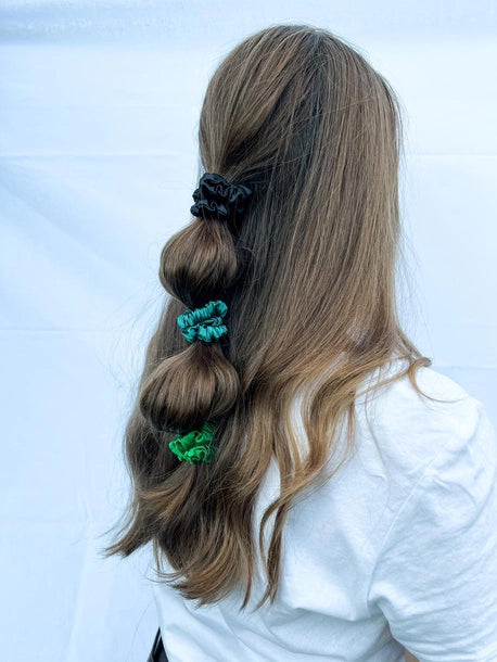 Scrunchie SLIM zielona Satyna
