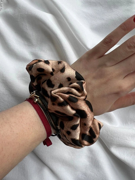 Scrunchie STANDARD panterka Jedwab