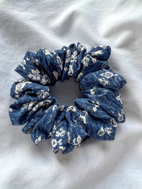 Scrunchie STANDARD VALENTINA Satyna